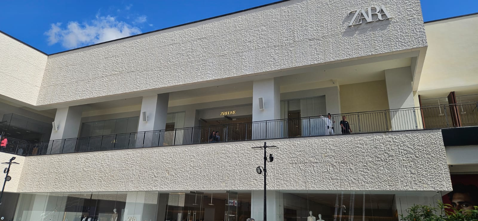 WhatsApp Image 2025-03-19 at 13.19.06_260c7851